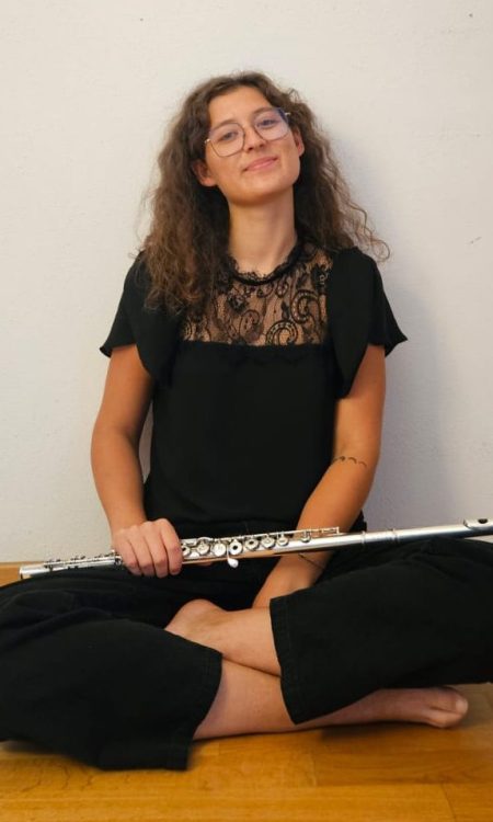 Nika Može_flavta