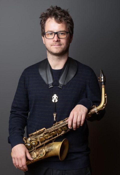 mozetič_david_pihala_J